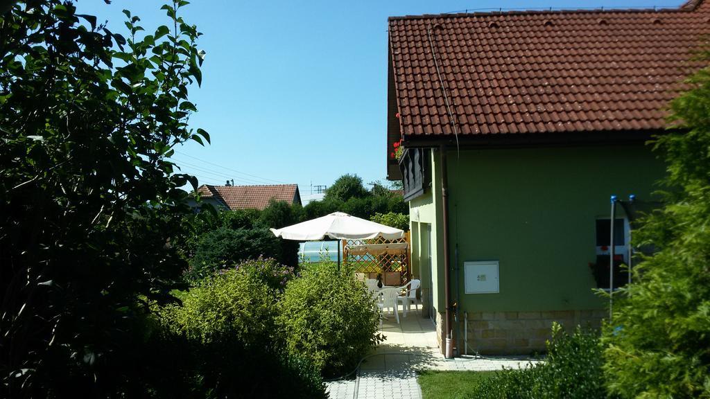 Apartment Amelie Rožnov pod Radhoštěm Eksteriør bilde